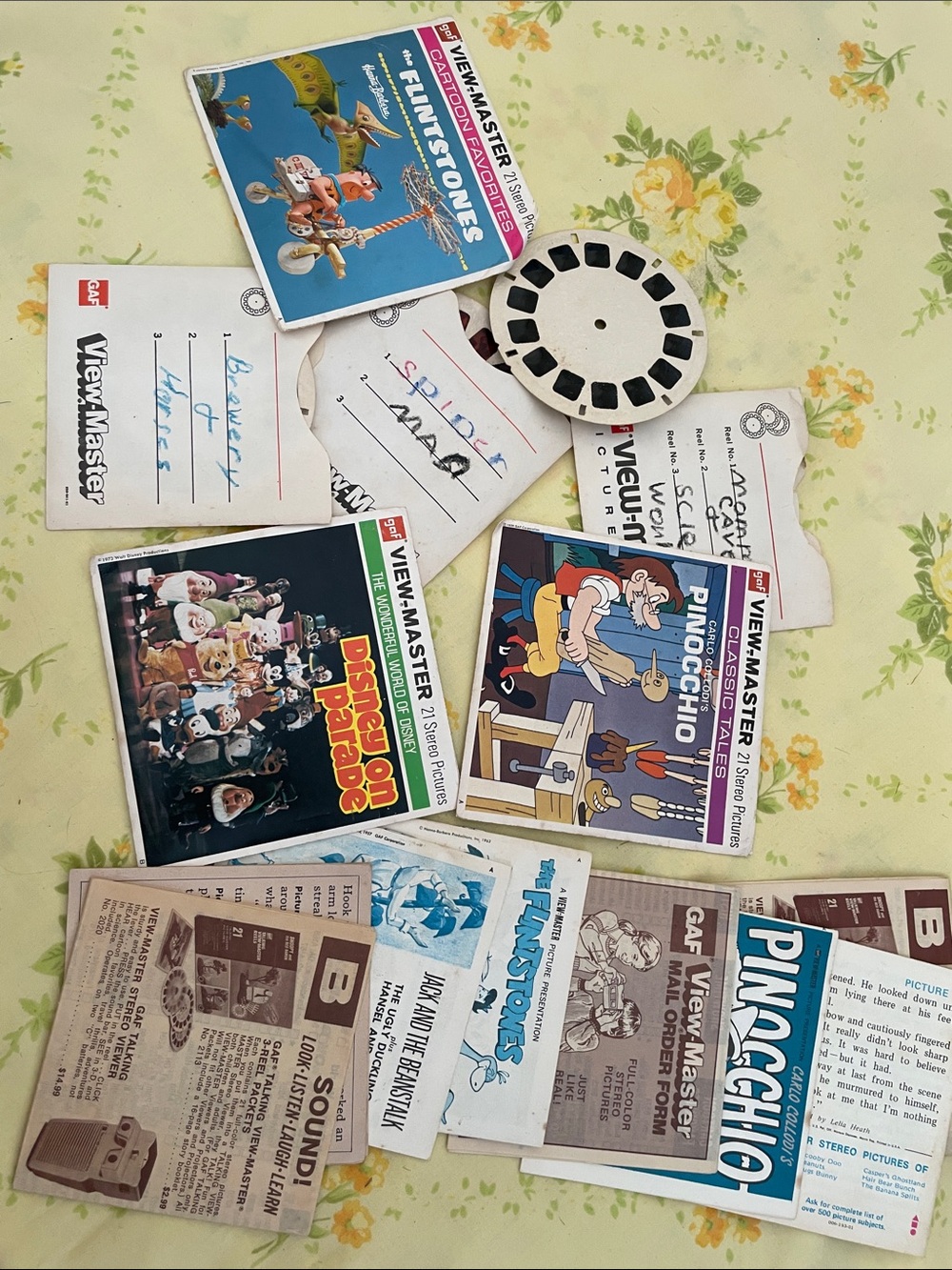 View master slides and booklets
